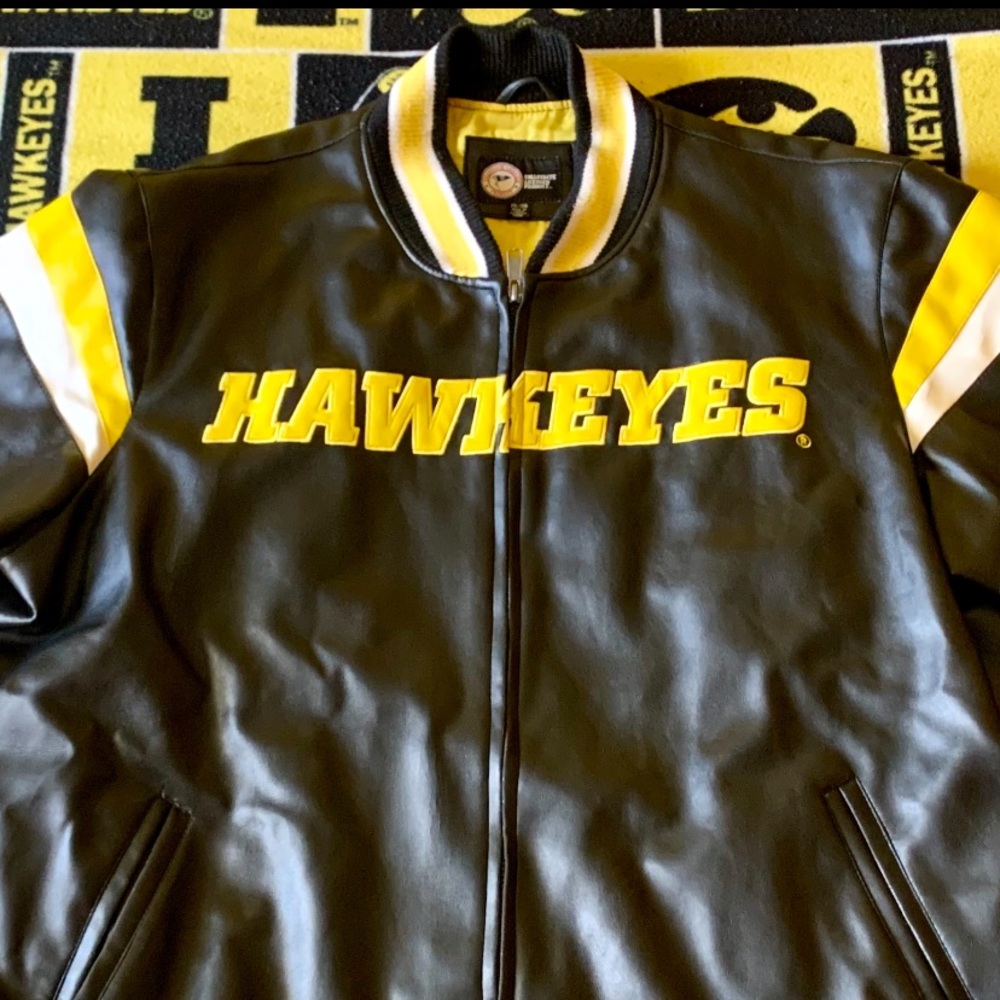 G-III IOWA Hawkeye Men’s Faux Leather Coat XXL